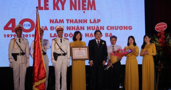 Khoa Phát thanh - Truyền hình, Học Viện Báo chí và Tuyên truyền vinh dự nhận Huân chương lao động Hạng Ba Khoa Phát thanh - Truyền hình, Học Viện Báo chí và Tuyên truyền vinh dự nhận Huân chương lao động Hạng Ba
