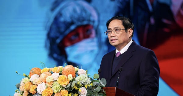 Thủ tướng: Tập trung nghiên cứu tiêm mũi vaccine thứ 4