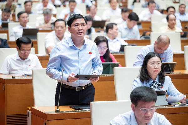 ĐBQH nêu 6 vướng mắc về khai thác khoáng sản làm vật liệu xây dựng thông thường ĐBQH nêu 6 vướng mắc về khai thác khoáng sản làm vật liệu xây dựng thông thường