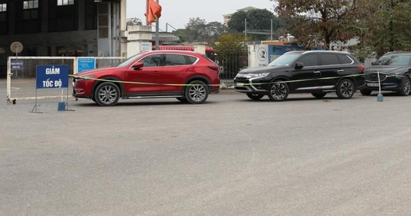 Quá tải xe đăng kiểm, nhiều trung tâm phải tăng ca, làm ngày nghỉ