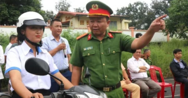 Hướng dẫn học sinh kỹ năng lái xe an toàn ngay trong trường học