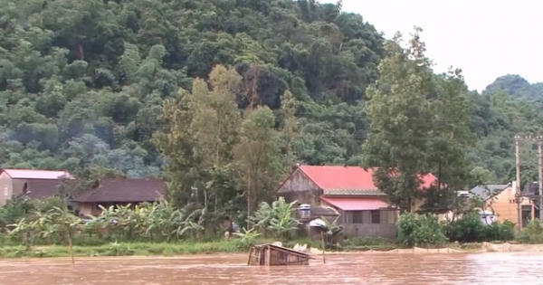 Mưa lũ tại Sơn La: 1 người thiệt mạng, 33 nhà bị đổ sập