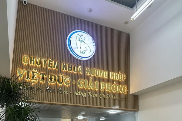 Sở Y tế thu hồi giấy phép hoạt động Phòng khám chuyên khoa Y học cổ truyền Việt Đức - Giải Phóng Sở Y tế thu hồi giấy phép hoạt động Phòng khám chuyên khoa Y học cổ truyền Việt Đức - Giải Phóng