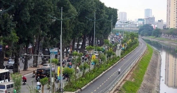 Hà Nội thí điểm làn đường dành riêng cho xe đạp ven sông Tô Lịch Hà Nội thí điểm làn đường dành riêng cho xe đạp ven sông Tô Lịch