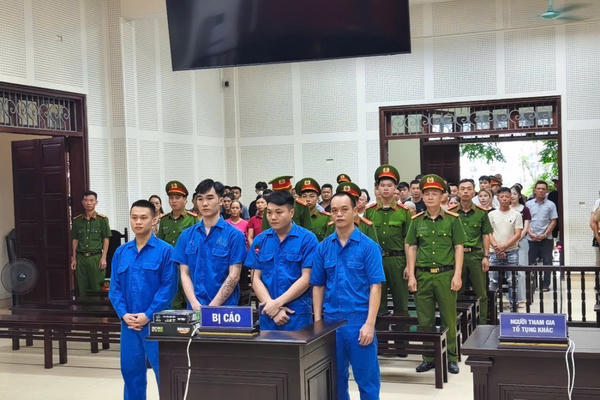 Tổ chức cho người Trung Quốc xuất cảnh trái phép, 4 bị cáo lĩnh án tù