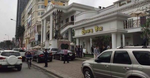 Phóng viên bị nhân viên nhà hàng Queen Bee hành hung lên tiếng