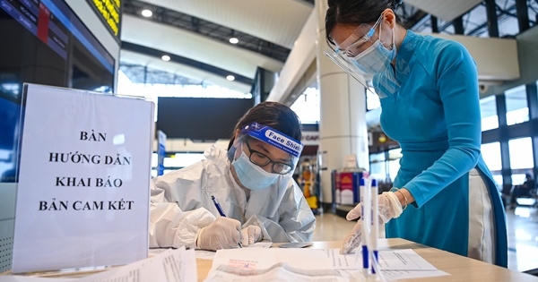 Hành khách không phải kê khai bản cam kết phòng dịch