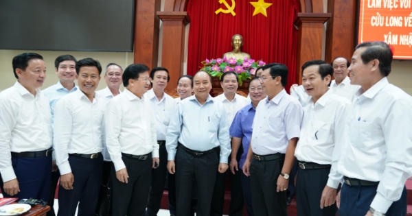 Kiên quyết không để hộ dân nào thiếu nước sinh hoạt do hạn hán, xâm nhập mặn