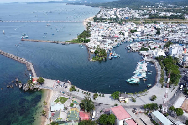 TP Phú Quốc và TP Rạch Giá đạt các tiêu chí đô thị loại I