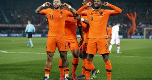 Vòng loại Euro 2020: "Cơn lốc màu da cam" xé toạc " Đôi cánh trắng"