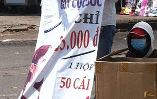 Hoang mang 'khẩu trang y tế' làm từ giấy vệ sinh gây mẩn ngứa