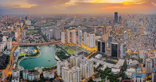 Chi tiết mức lương của Chủ tịch và Phó Chủ tịch HĐND thành phố Hà Nội sau khi tăng lương cơ sở