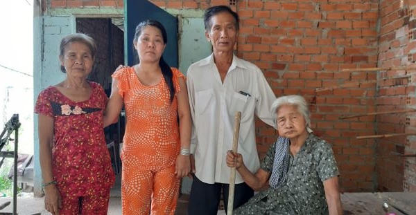 Vụ án oan suốt 40 năm: “Mẹ của con không phải là kẻ cướp!”