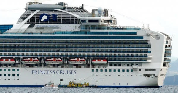 61 du khách tàu Diamond Princess bị nhiễm virus nCoV không xuống cảng biển ở Huế 61 du khách tàu Diamond Princess bị nhiễm virus nCoV không xuống cảng biển ở Huế