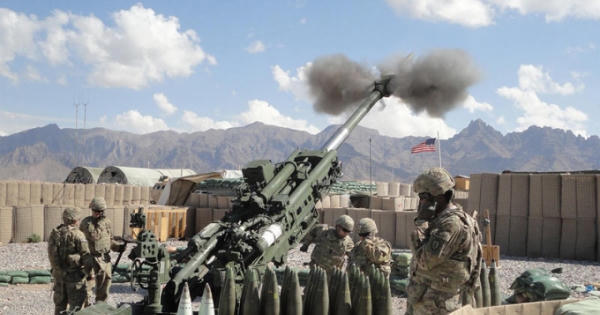 Xem lựu pháo Mỹ M777 nhả đạn