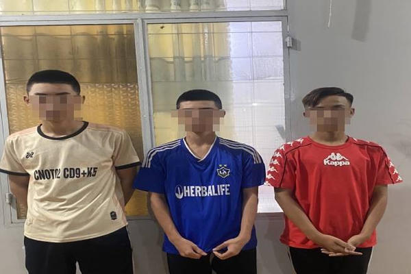 Truy bắt nhóm cướp giật tài sản với tổng giá trị khoảng 130 triệu đồng