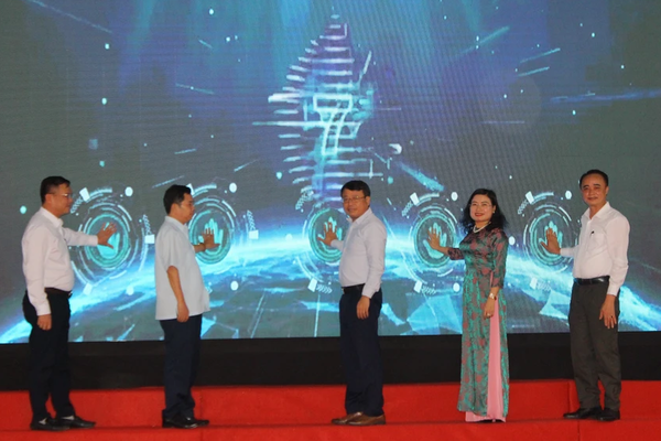 Hà Tĩnh: Phát động phong trào "Bình dân học vụ số"