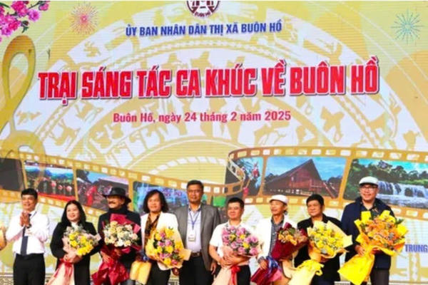Khai mạc “Trại sáng tác ca khúc về Buôn Hồ” năm 2025: Hành trình âm nhạc giữa đại ngàn