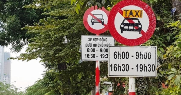 9 tuyến phố ở Hà Nội bỏ biển cấm xe taxi, xe hợp đồng