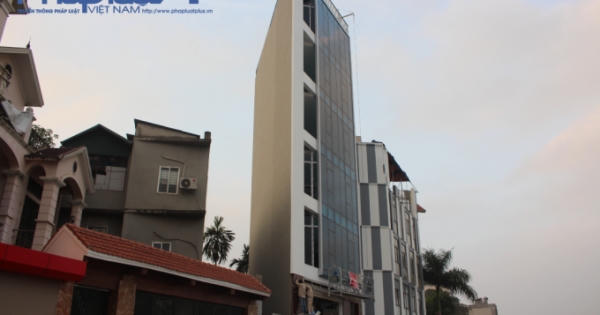 Đường nghìn tỷ chưa xong, nhà siêu mỏng - siêu méo đã "mọc lên như nấm"