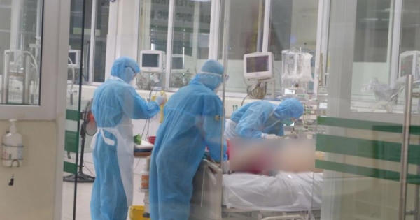 Tính đến sáng 5/9, có hơn 1.100 ca mắc COVID-19 thở máy và ECMO