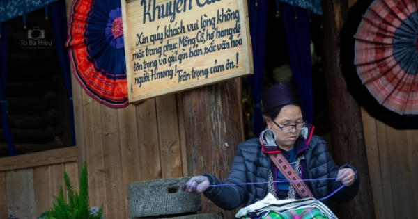 Thị xã Sa Pa khuyến cáo "du khách không mặc trang phục Mông Cổ" chụp ảnh Thị xã Sa Pa khuyến cáo "du khách không mặc trang phục Mông Cổ" chụp ảnh