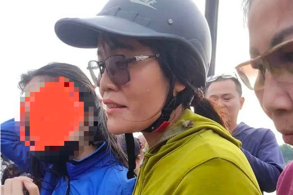Tuyên dương, khen thưởng cô giáo có hành động dũng cảm cứu sống một nữ sinh