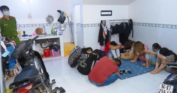 Phạt hơn 200 triệu đồng nhóm đối tượng tổ chức sử dụng ma túy trong mùa dịch Phạt hơn 200 triệu đồng nhóm đối tượng tổ chức sử dụng ma túy trong mùa dịch