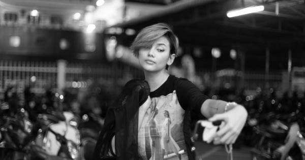 Võ Hoàng Yến tập DJ 6 tiếng mỗi ngày