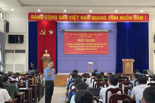Tây Ninh: Nâng cao chất lượng nhân lực thực hiện phổ biến, giáo dục pháp luật Tây Ninh: Nâng cao chất lượng nhân lực thực hiện phổ biến, giáo dục pháp luật