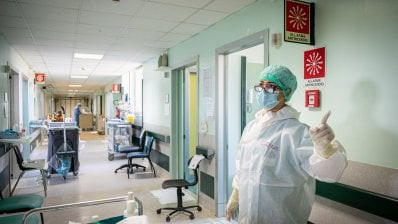 Italy vượt mốc 20.000 người thiệt mạng vì Covid-19 Italy vượt mốc 20.000 người thiệt mạng vì Covid-19