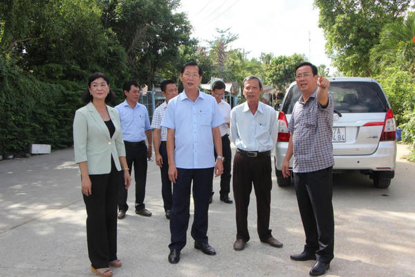 Phó Chủ tịch UBND tỉnh An Giang Lê Văn Phước kiểm tra tiến độ thi công Đường tỉnh 948 và giải ngân vốn đầu tư công Phó Chủ tịch UBND tỉnh An Giang Lê Văn Phước kiểm tra tiến độ thi công Đường tỉnh 948 và giải ngân vốn đầu tư công