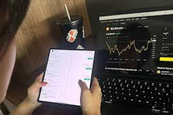 Nghe người tình đầu tư tiền ảo, người phụ nữ bị lừa mất gần 9 tỷ đồng