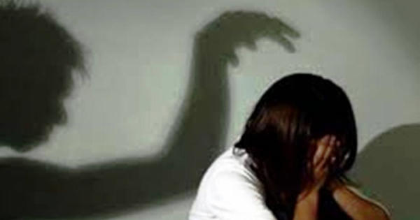 Trên đường đi học nữ sinh bị nam thanh niên ép ra cánh đồng rồi hãm hiếp