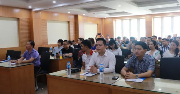 Khai giảng lớp “Bồi dưỡng chức danh phóng viên, biên tập viên hạng III” Khai giảng lớp “Bồi dưỡng chức danh phóng viên, biên tập viên hạng III”