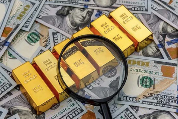 Đồng USD tăng mạnh gây sức ép cho giá dầu và kim loại quý