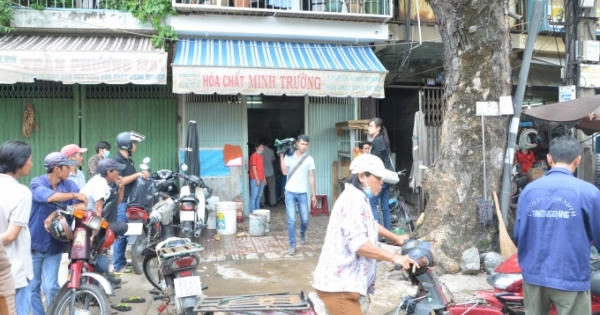 TP HCM: Axit phát nổ tại chợ Kim Biên, 5 người nhập viện