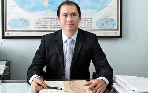 Vụ bảo vệ chặn xe cứu thương ở Bệnh viện Nhi TW: Có dấu hiệu vi phạm pháp luật?