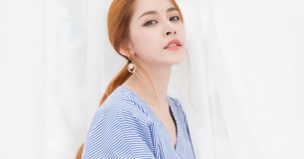 Cận cảnh nhan sắc 'không góc chết' của Chi Pu