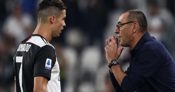 C.Ronaldo giật dây, khiến HLV Sarri bị sa thải? C.Ronaldo giật dây, khiến HLV Sarri bị sa thải?