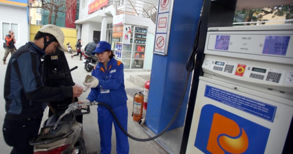 Giá xăng có thể tăng vào chiều nay? Giá xăng có thể tăng vào chiều nay?