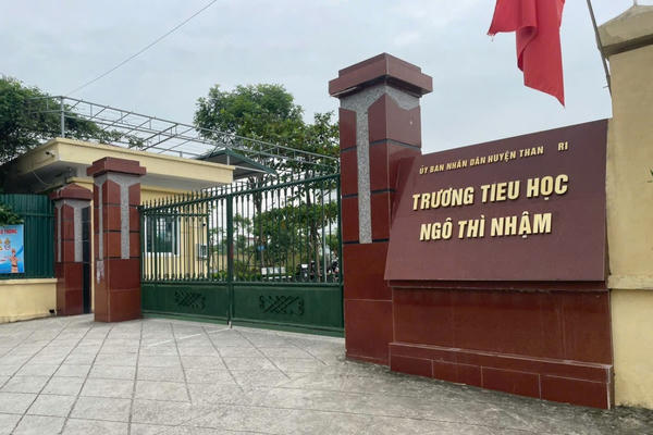 Giáo viên truyền tải không đúng chủ trương, nhà trường bị phụ huynh phản ứng