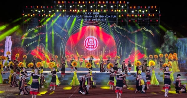 Chương trình nghệ thuật đặc biệt chào mừng 110 năm ngày thành lập tỉnh Kon Tum