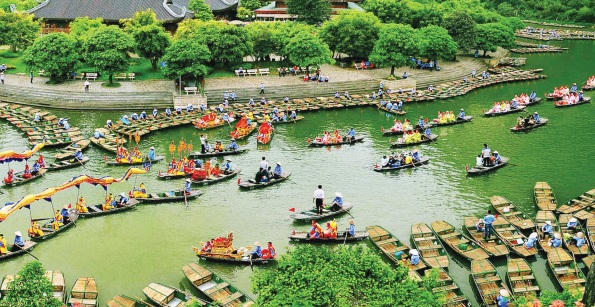 Du lịch tâm linh vì sự phát triển bền vững trên vùng đất cố đô