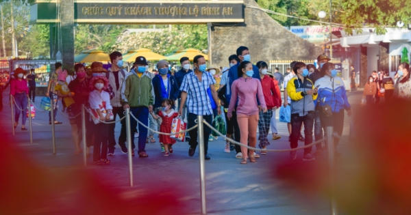 Đón hàng trăm ngàn lượt khách, du lịch Tây Ninh “ấm” dịp đầu năm Đón hàng trăm ngàn lượt khách, du lịch Tây Ninh “ấm” dịp đầu năm
