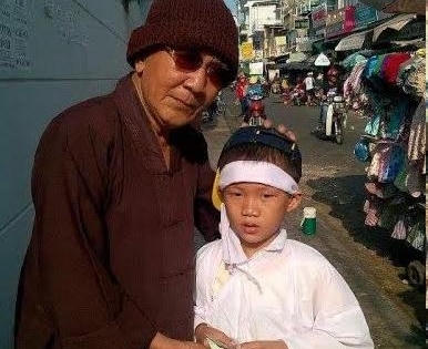 Vụ chồng thiếu vợ vì 50 nghìn đồng: Được ủng hộ nhiều tiền, tại sao 2 con nhỏ nạn nhân xin tiền mai táng?