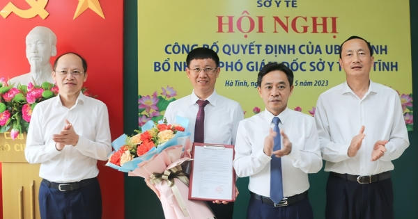 Ông Bùi Quốc Hùng giữ chức Phó Giám đốc Sở Y tế tỉnh Hà Tĩnh