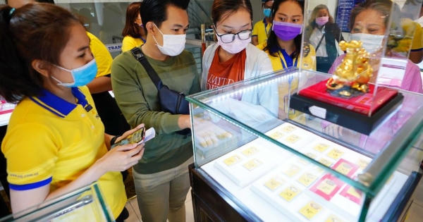 Mua vàng ngày vía Thần tài: Nên mua ở đâu, mua nhiều hay ít?