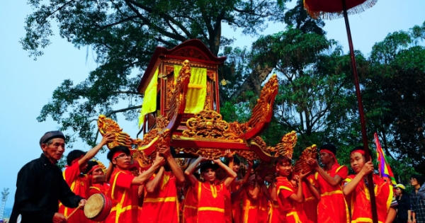 Về miền thờ Mẫu Tây Thiên