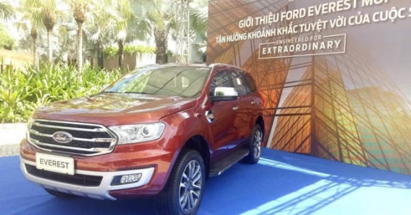 Ford Everest 2018 lộ giá bán 850 triệu đồng tại Việt Nam